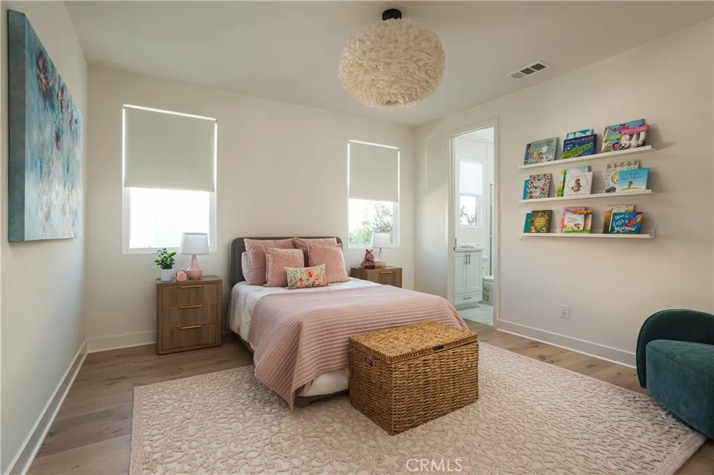 311 Costa Bella Court, Costa Mesa, California 92627 home-pic-31