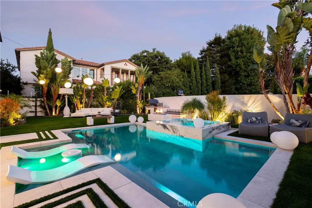 311 Costa Bella Court, Costa Mesa, California 92627 home-pic-43