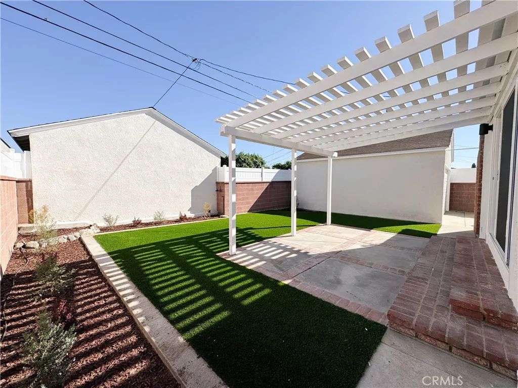 3816 Snowden, Long Beach, California 90808 home-pic-12