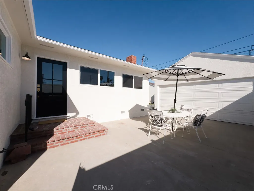 3816 Snowden, Long Beach, California 90808 home-pic-13