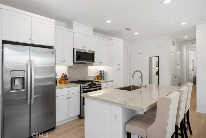 Another view of the kitchen.