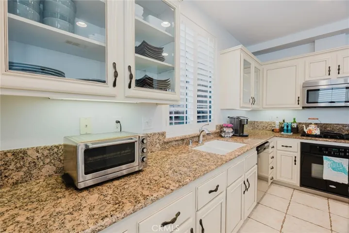 23346 Clearwater Lane, Valencia, California 91355