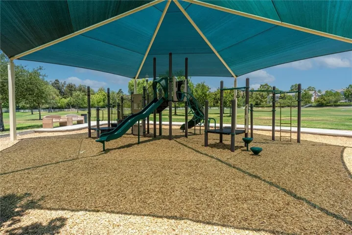 23346 Clearwater Lane, Valencia, California 91355