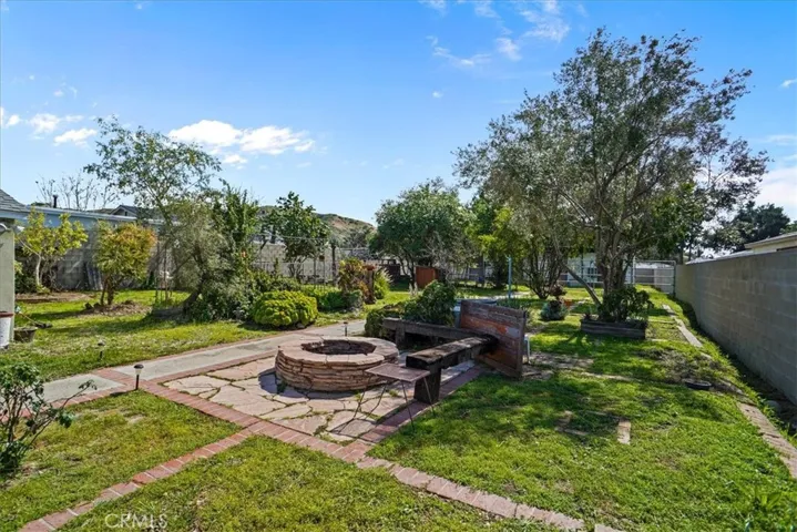 10436 La Tuna Canyon Road, Sun Valley, California 91352