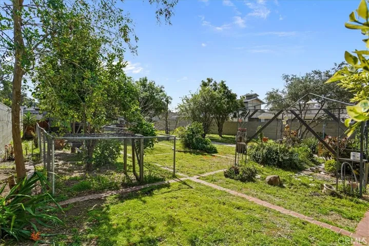10436 La Tuna Canyon Road, Sun Valley, California 91352