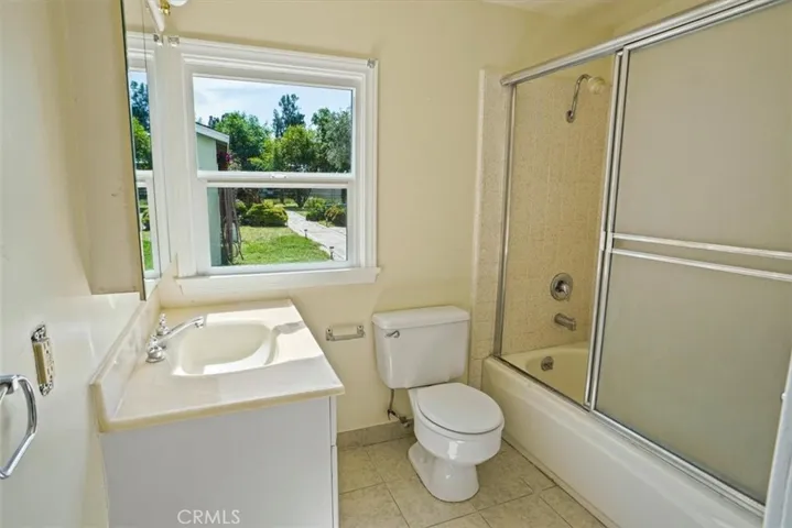 10436 La Tuna Canyon Road, Sun Valley, California 91352