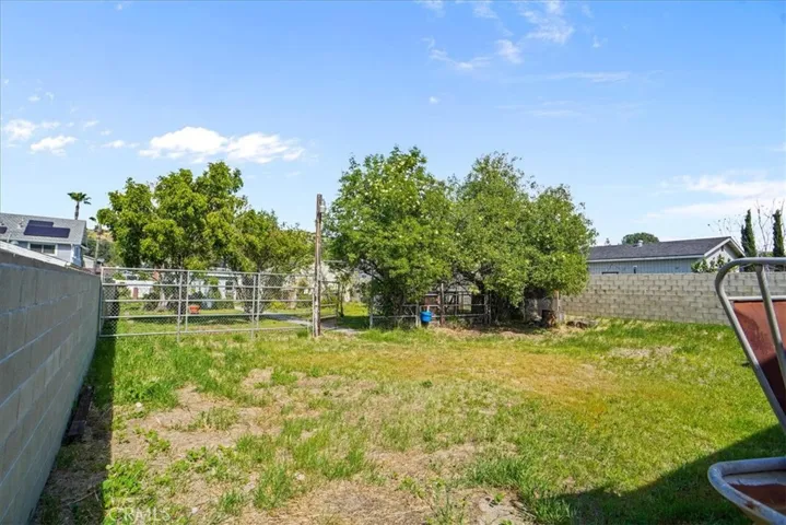 10436 La Tuna Canyon Road, Sun Valley, California 91352