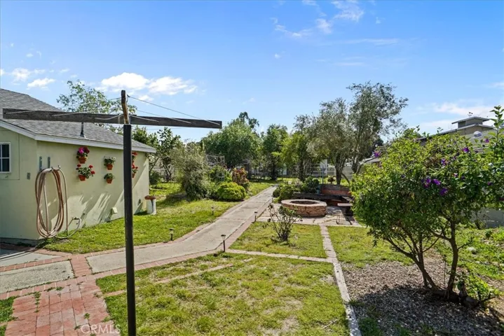 10436 La Tuna Canyon Road, Sun Valley, California 91352