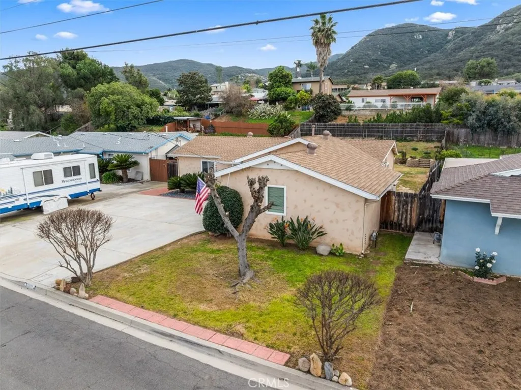 8001 Linen Drive, Santee, California 92071 home-pic-30