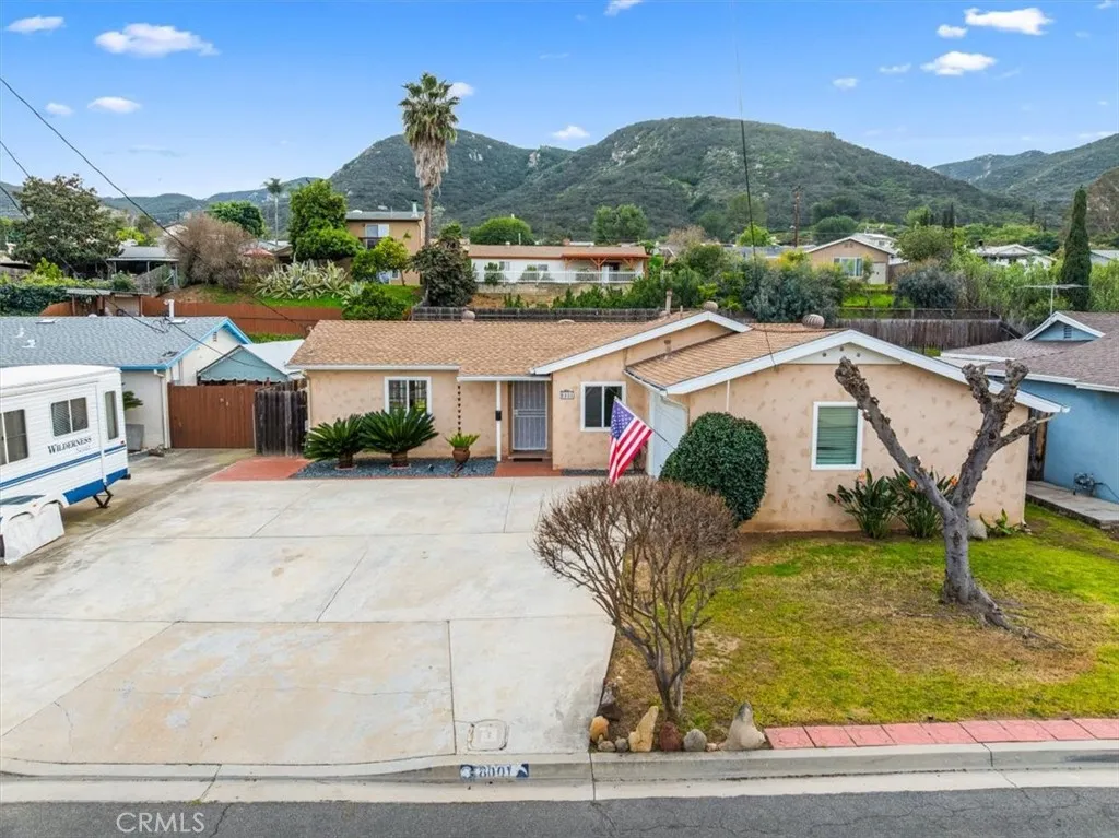 8001 Linen Drive, Santee, California 92071 home-pic-29