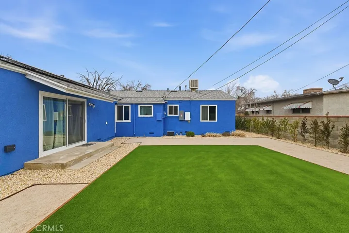1346 W Ivyton Street, Lancaster, California 93534