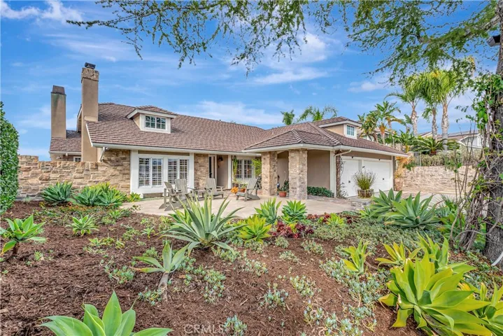 21701 Montbury, Lake Forest, California 92630