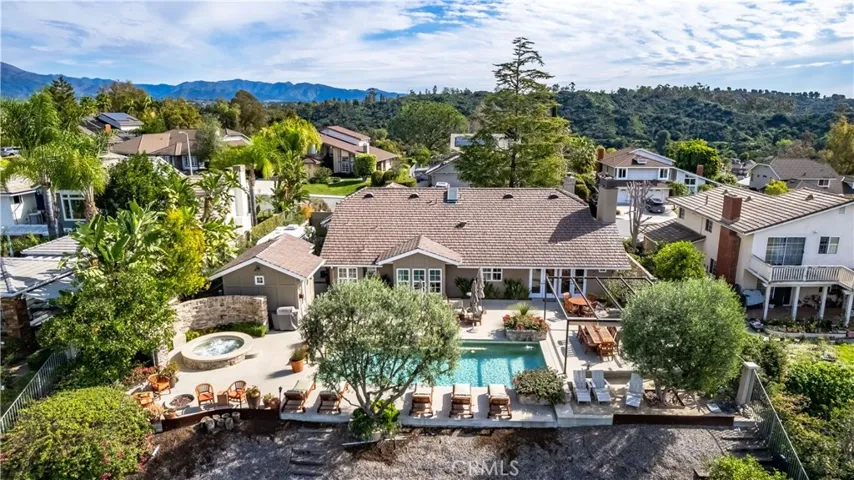 21701 Montbury, Lake Forest, California 92630