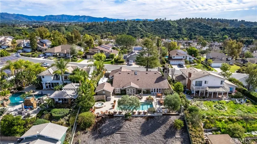 21701 Montbury, Lake Forest, California 92630