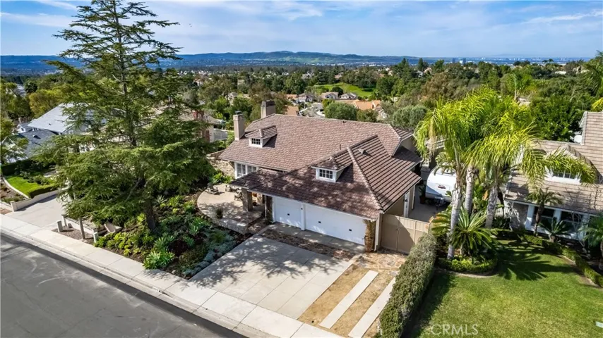 21701 Montbury, Lake Forest, California 92630