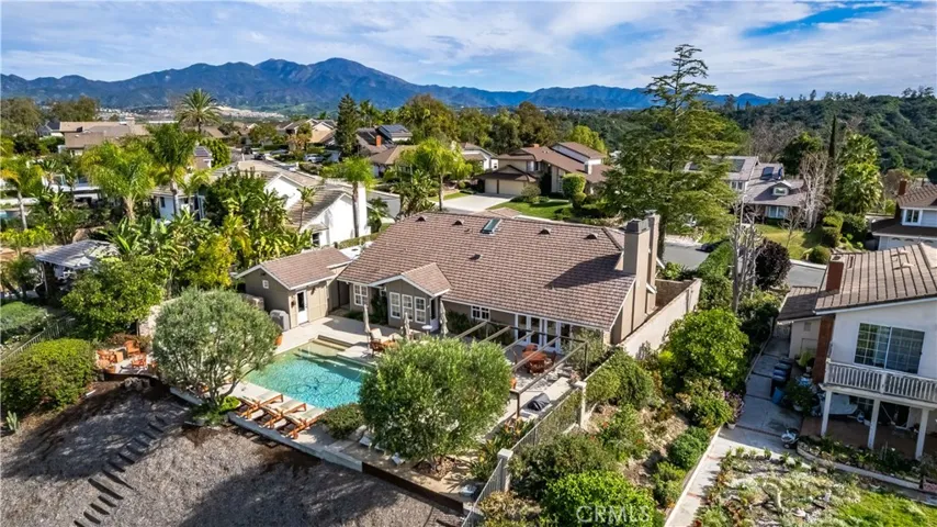 21701 Montbury, Lake Forest, California 92630