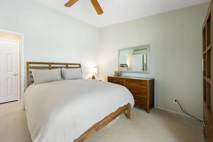 35-web-or-mls-KK_Virginia_0825_OPMG_035