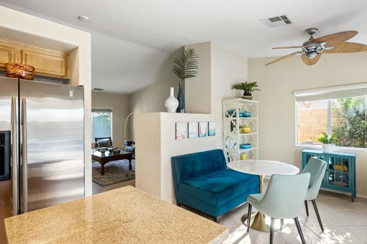 24-web-or-mls-KK_Virginia_0825_OPMG_024