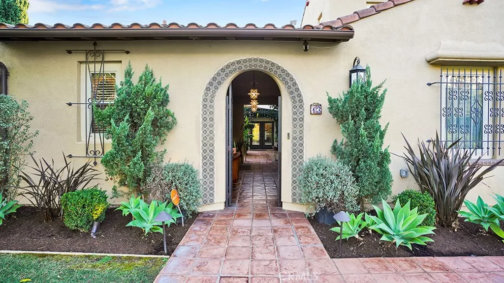 13 Calle Viviana, San Clemente, California 92673 home-pic-6