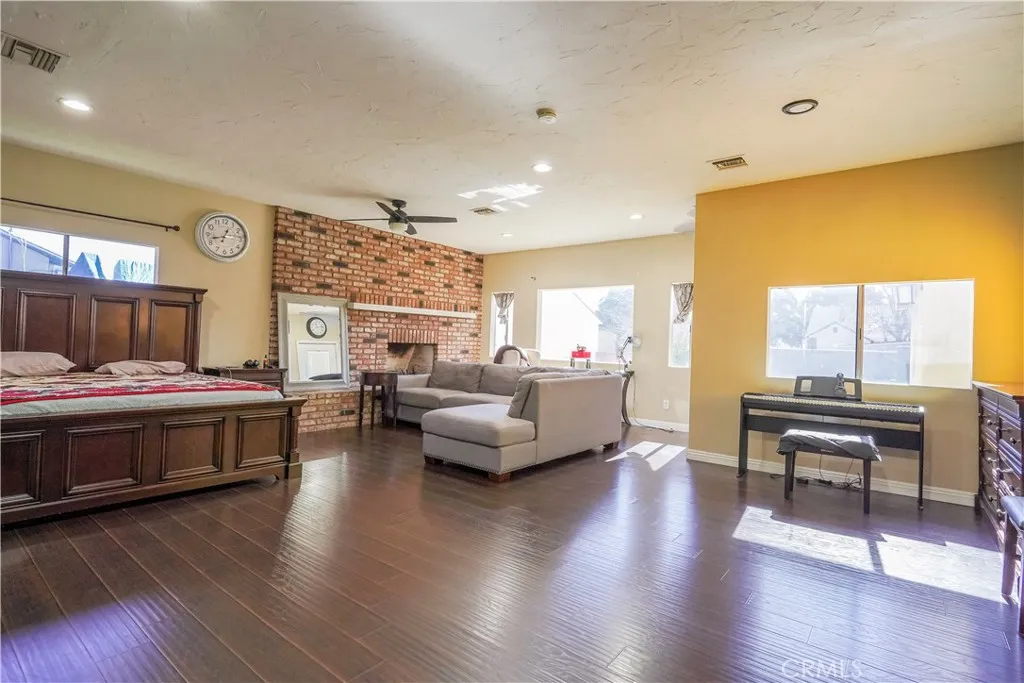 1223 W 27th, San Bernardino, California 92405 home-pic-35