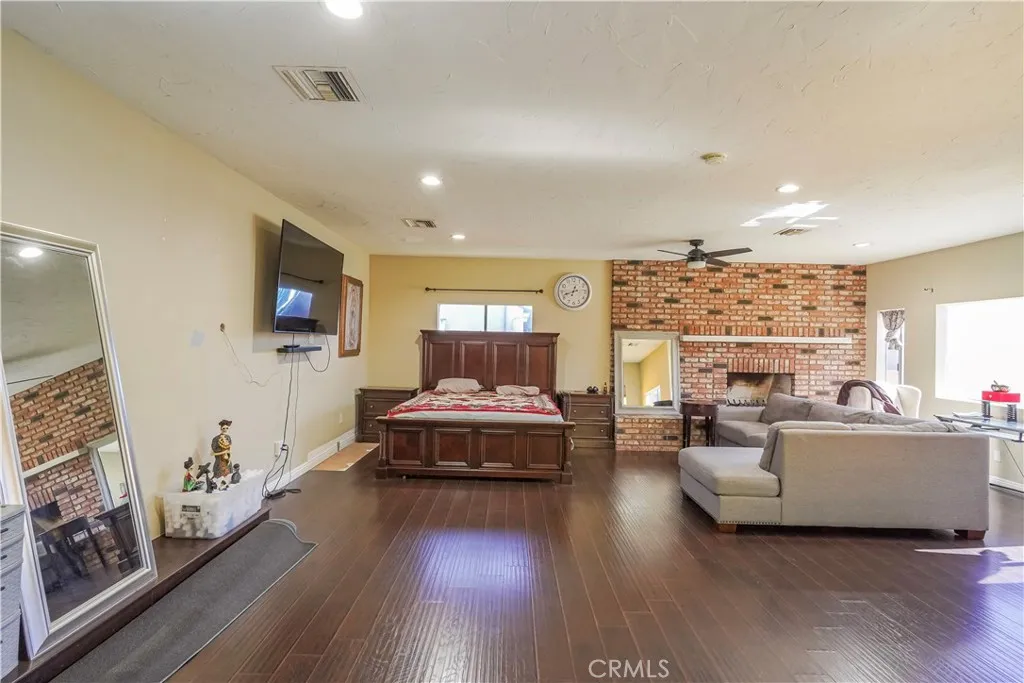 1223 W 27th, San Bernardino, California 92405 home-pic-33