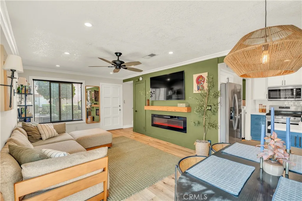 230 S Plaza De Domingos, Anaheim Hills, California 92807 home-pic-12