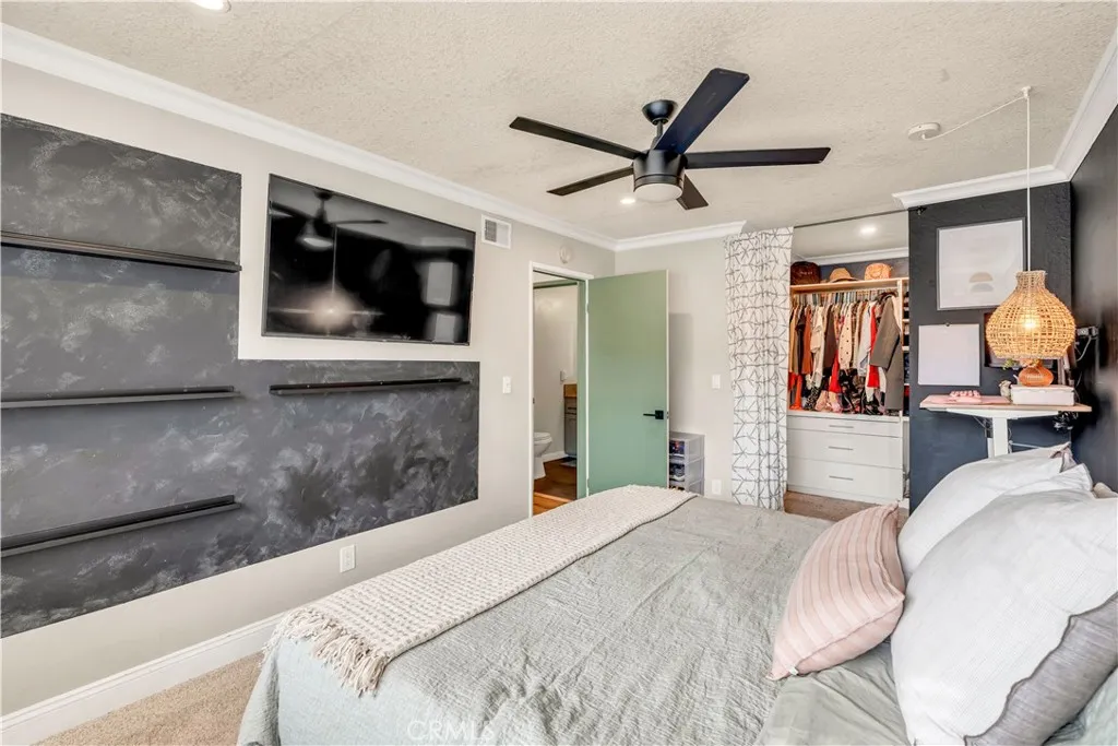 230 S Plaza De Domingos, Anaheim Hills, California 92807 home-pic-16