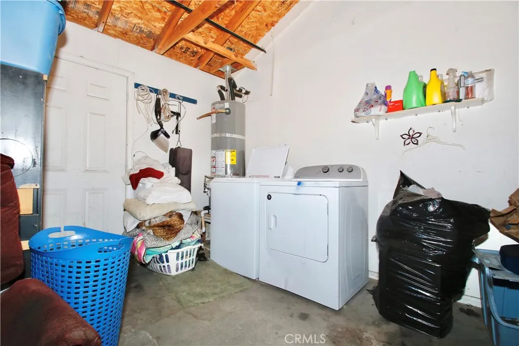 7536 Victoria, Yucca Valley, California 92284 home-pic-20