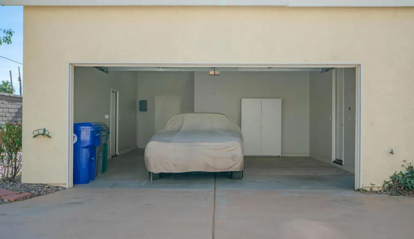 49142 Barrymore Exterior-1