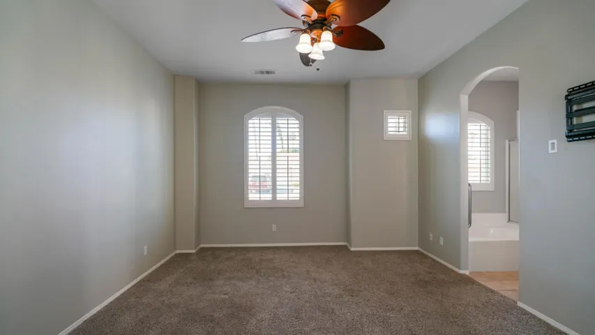 49142 Barrymore Interior-1