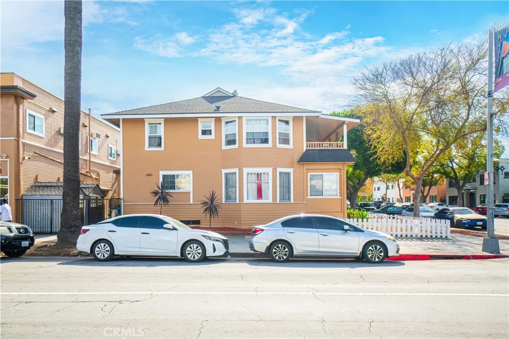 406 E 7th, Long Beach, California 90813 home-pic-14