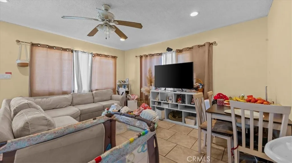 10718 Owens Way, El Monte, California 91733 home-pic-7