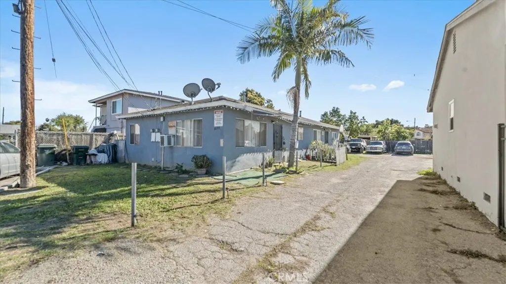 10718 Owens Way, El Monte, California 91733 home-pic-1