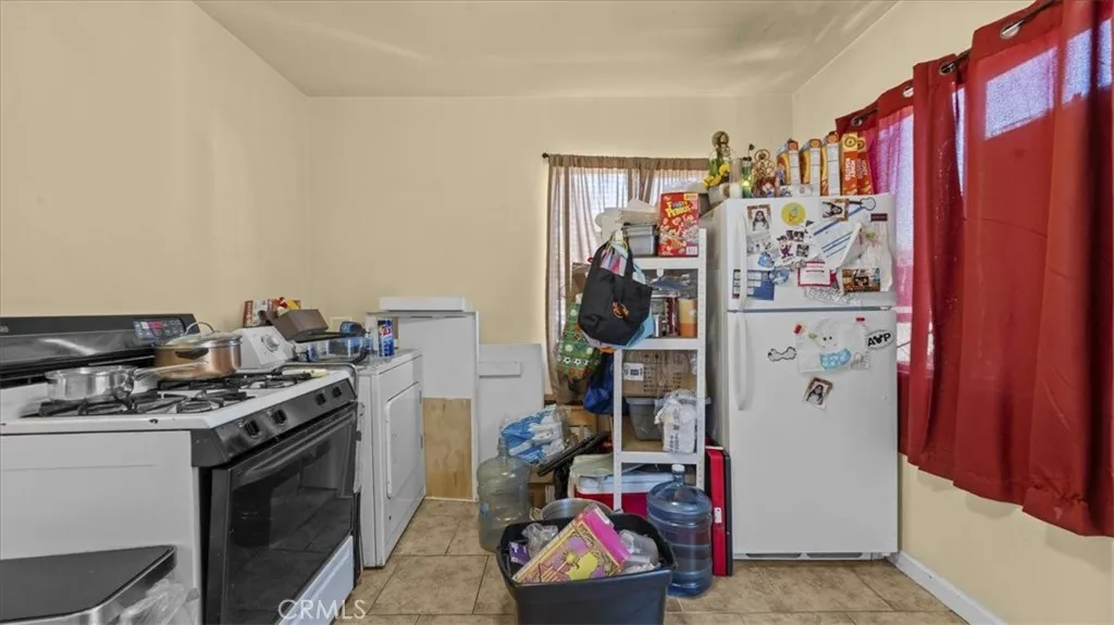 10718 Owens Way, El Monte, California 91733 home-pic-10