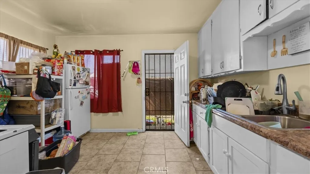 10718 Owens Way, El Monte, California 91733 home-pic-9