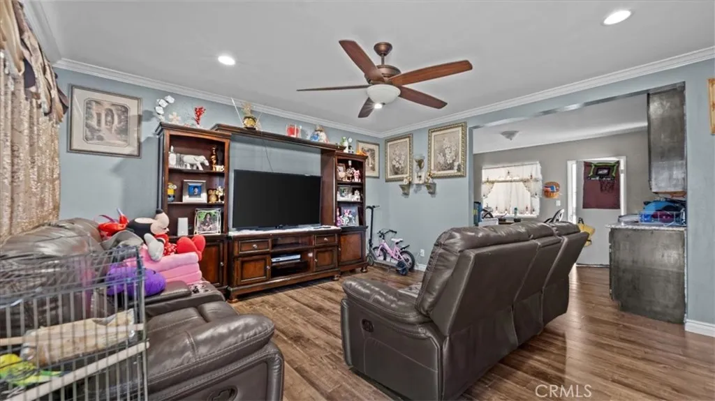 10718 Owens Way, El Monte, California 91733 home-pic-18