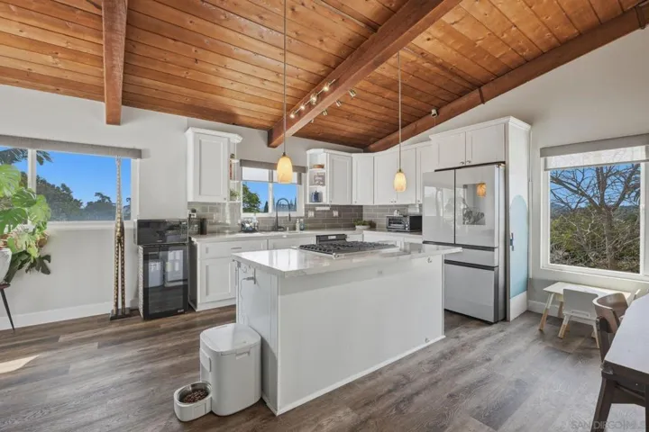 Beautiful counters and Samsung Bespoke Appliances