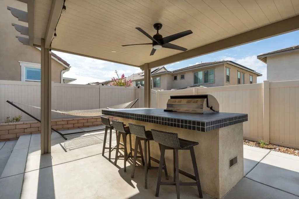 32005 Radiant Dr, Temecula, California 92591 home-pic-27