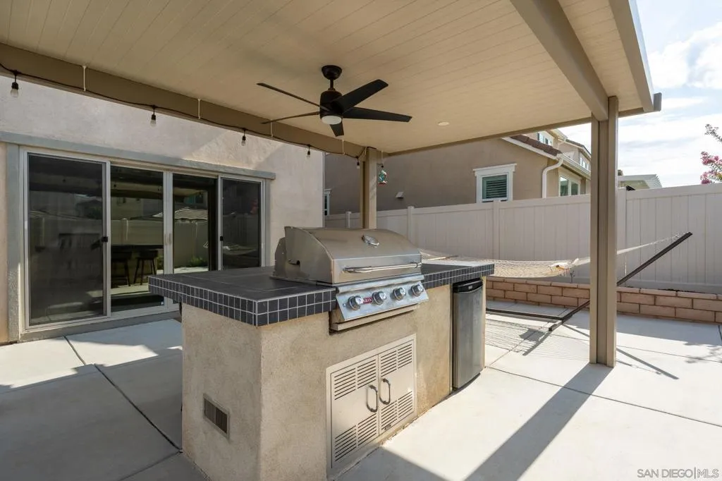 32005 Radiant Dr, Temecula, California 92591 home-pic-28