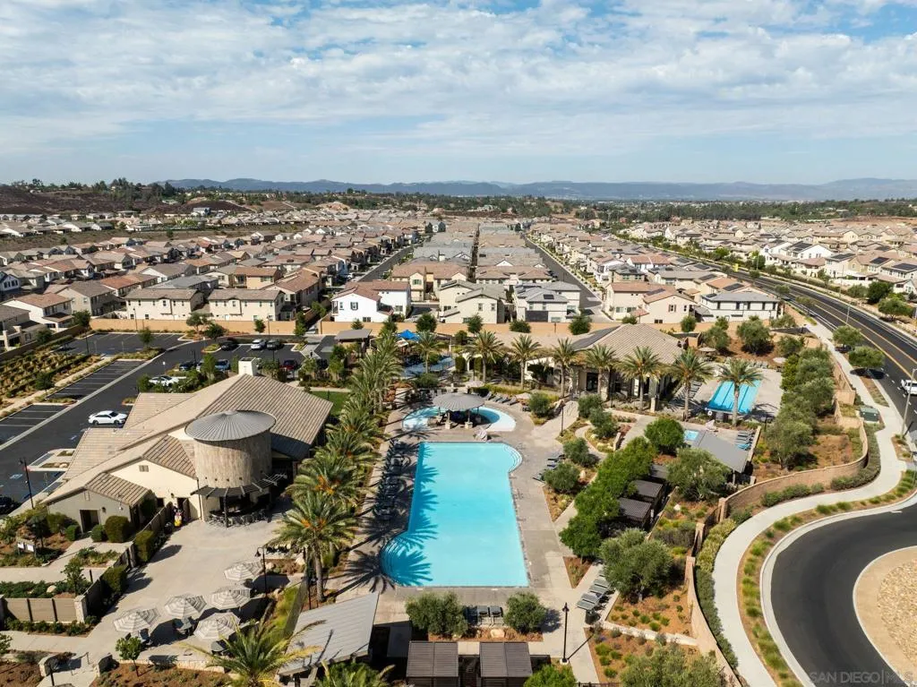 32005 Radiant Dr, Temecula, California 92591 home-pic-40