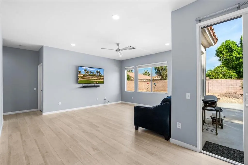 78970 Nectarine, Palm Desert, California 92211 home-pic-4