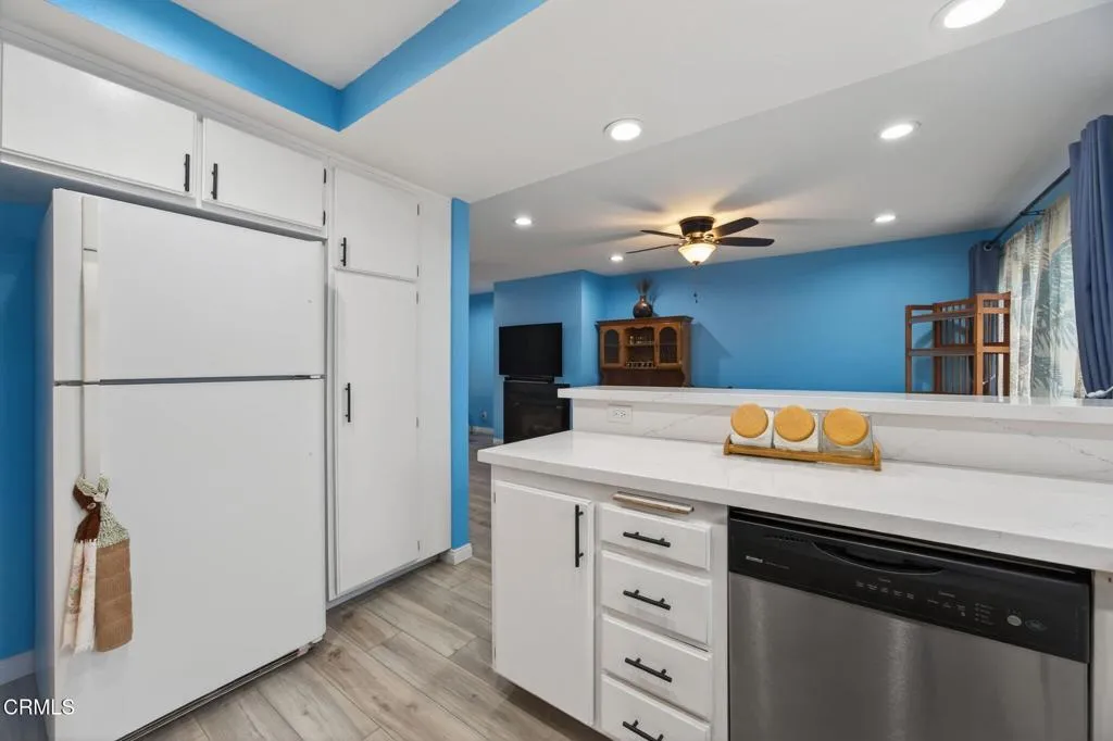 699 County Square Drive 2, Ventura, California 93003 home-pic-13