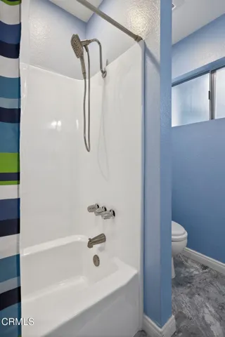 22-web-or-mls-Upmarket Media-699Cou058