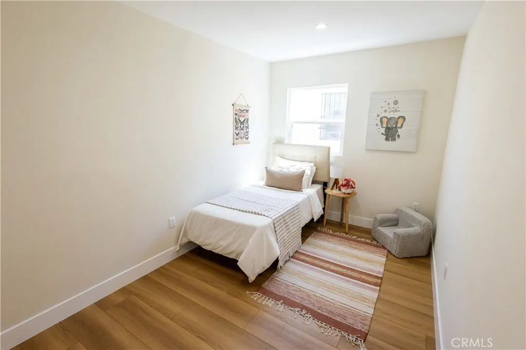 7710 S Halldale Avenue, Los Angeles, California 90047 home-pic-14