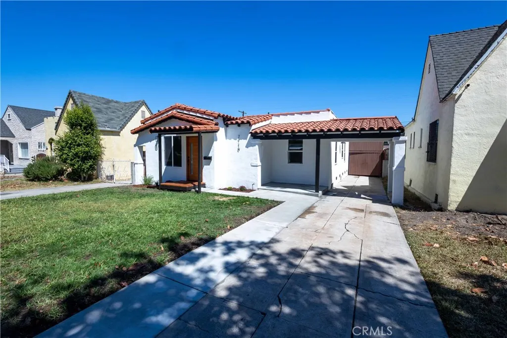 7710 S Halldale Avenue, Los Angeles, California 90047 home-pic-27