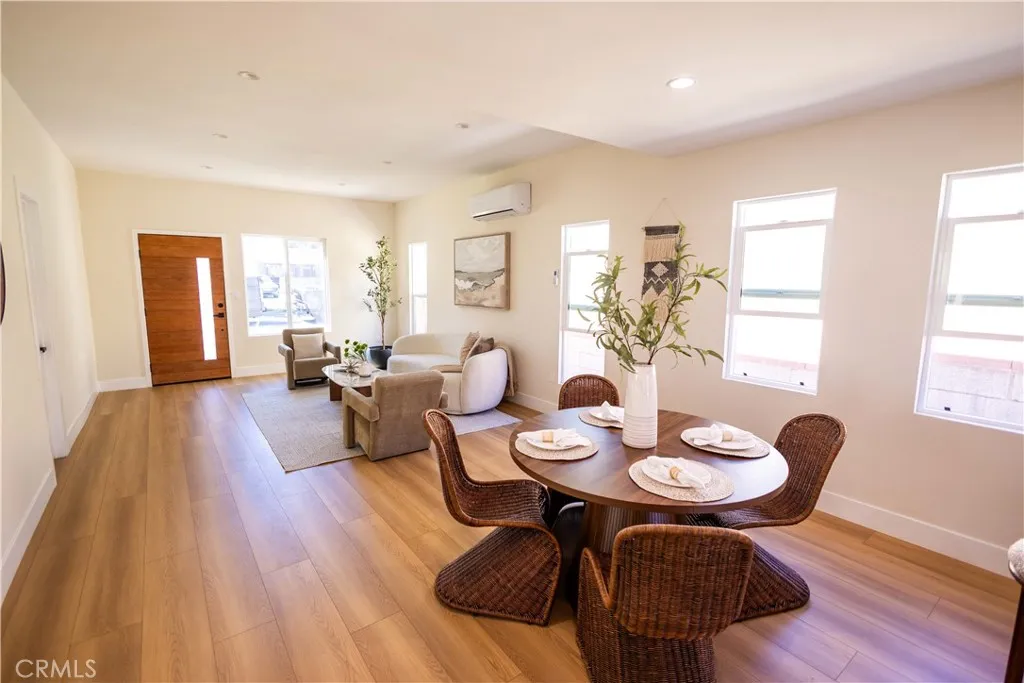 7710 S Halldale Avenue, Los Angeles, California 90047 home-pic-6