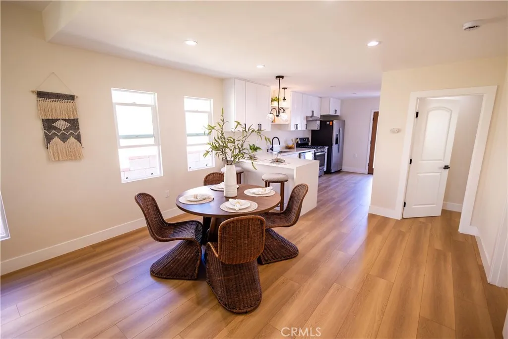 7710 S Halldale Avenue, Los Angeles, California 90047 home-pic-7