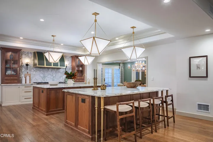 22b.1220 Hillcrest(2)_2285v1_mls