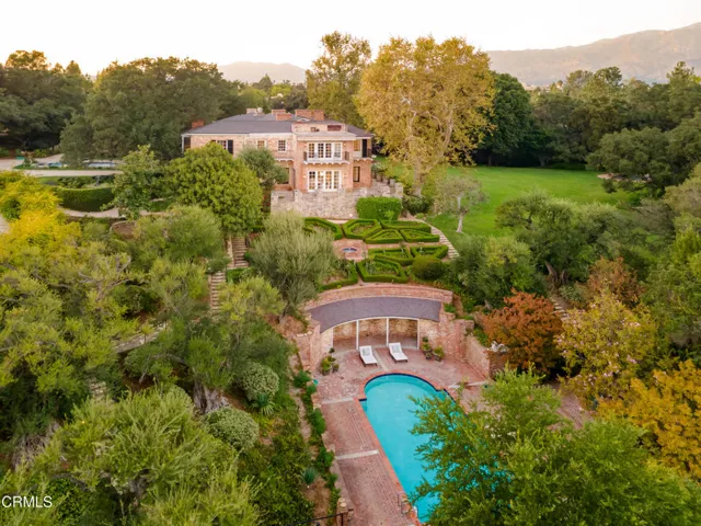 1220 Hillcrest (2)_5566_mls