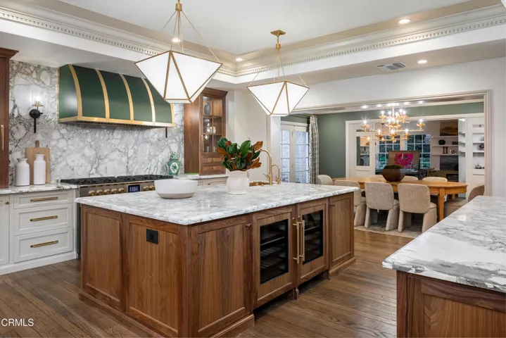 25.1220 Hillcrest(2)_2298v1_mls